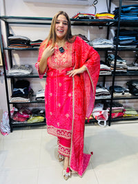 Party wear baandhani suit