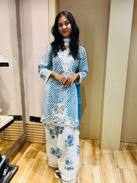 Beautiful party wear suit