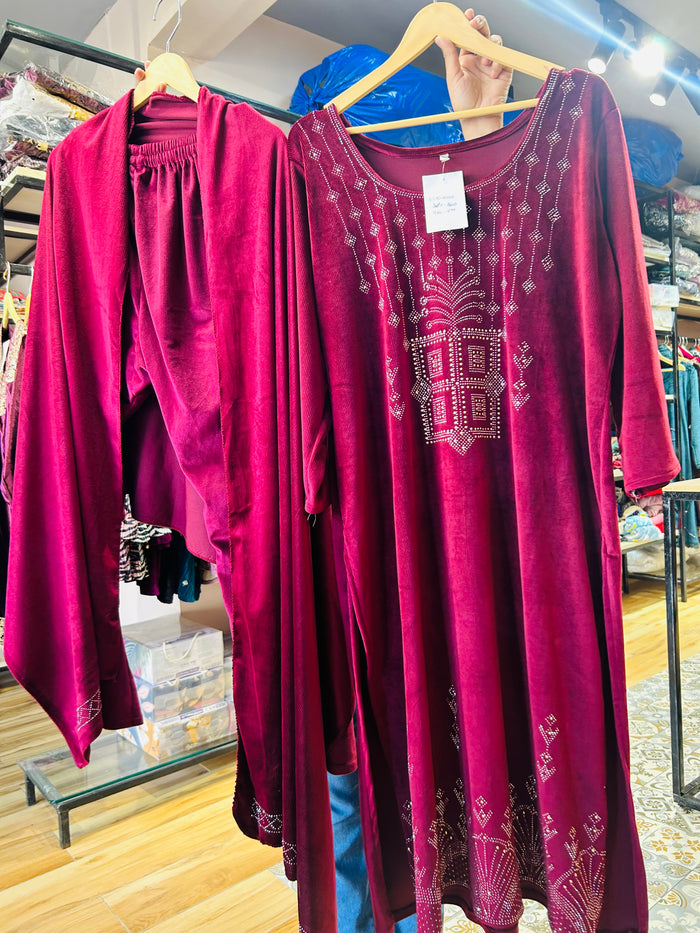 “MANYA” THREE PIECE VELVET SUIT