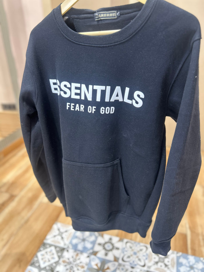 ESSENTIALS SWEATSHIRT