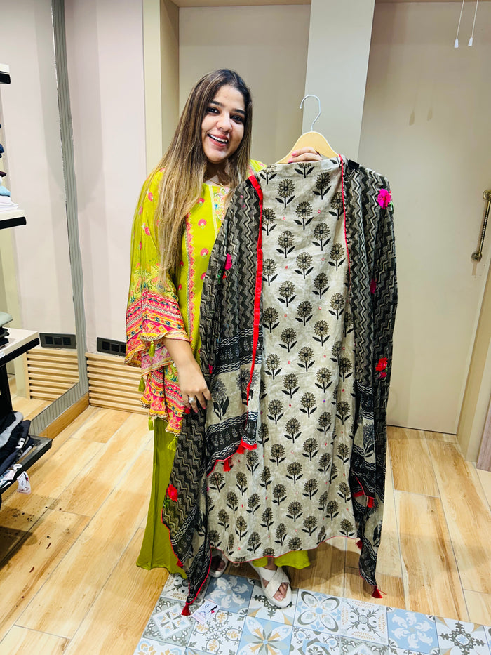 Beautiful unstitched suit