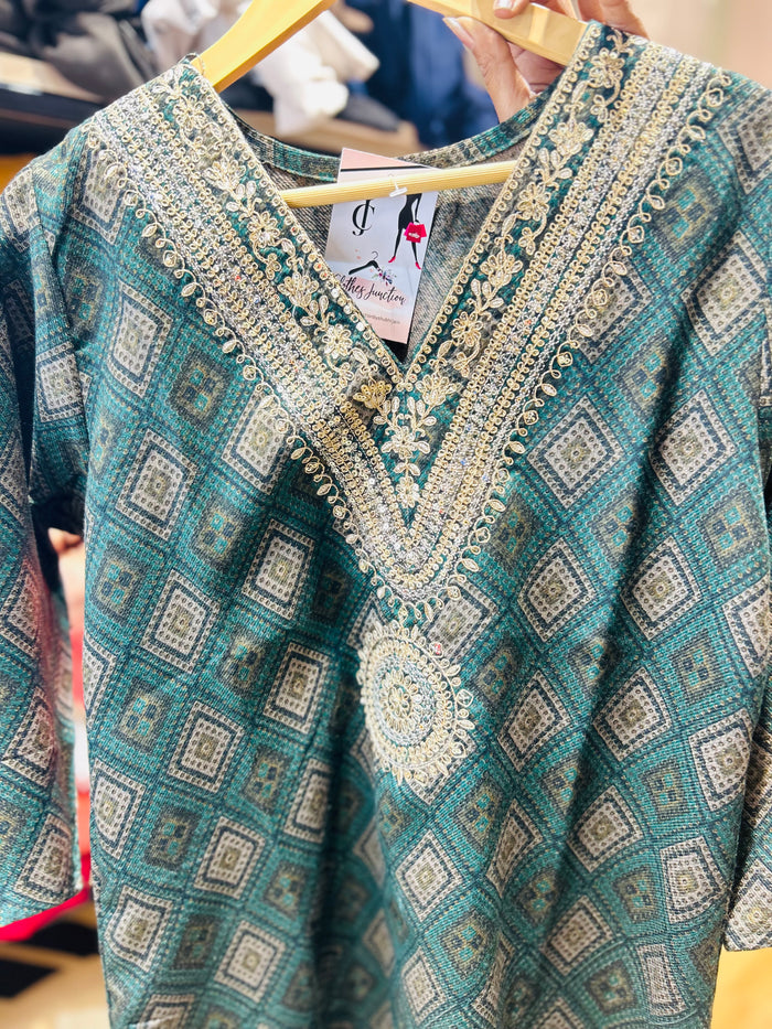 “ROMANI”- THREE PIECE STICHED Paschmina suit