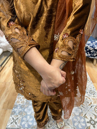 “MIHIKA” THREE PIECE PARTY WEAR WOOLLEN SUIT