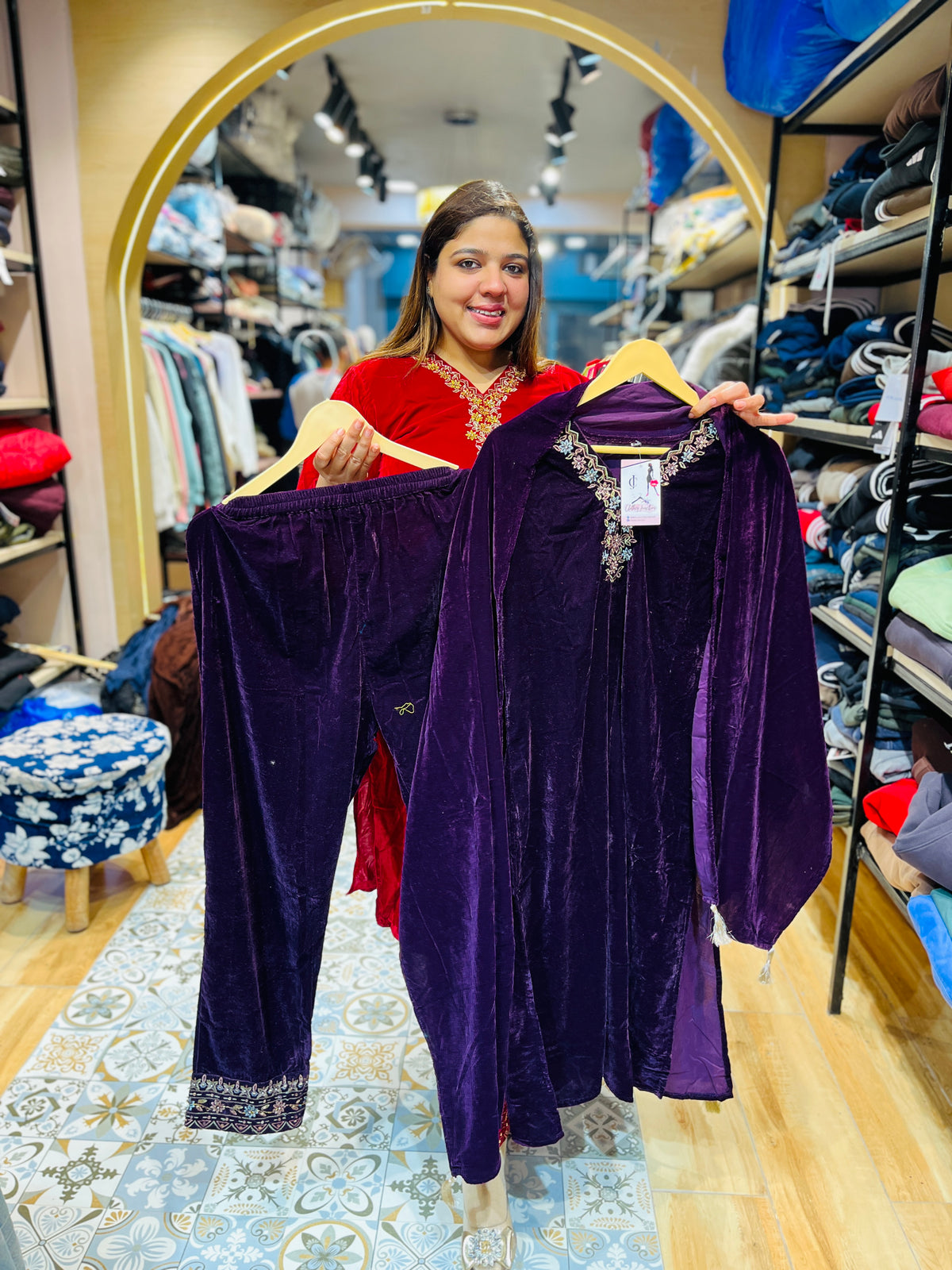 “MISHA”- STICHED VELVET WOOLLEN SUIT