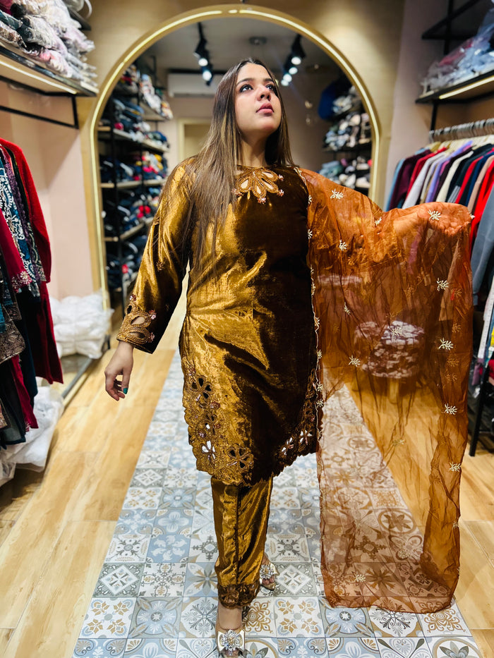 “MIHIKA” THREE PIECE PARTY WEAR WOOLLEN SUIT