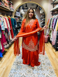 Party wear crepe suit