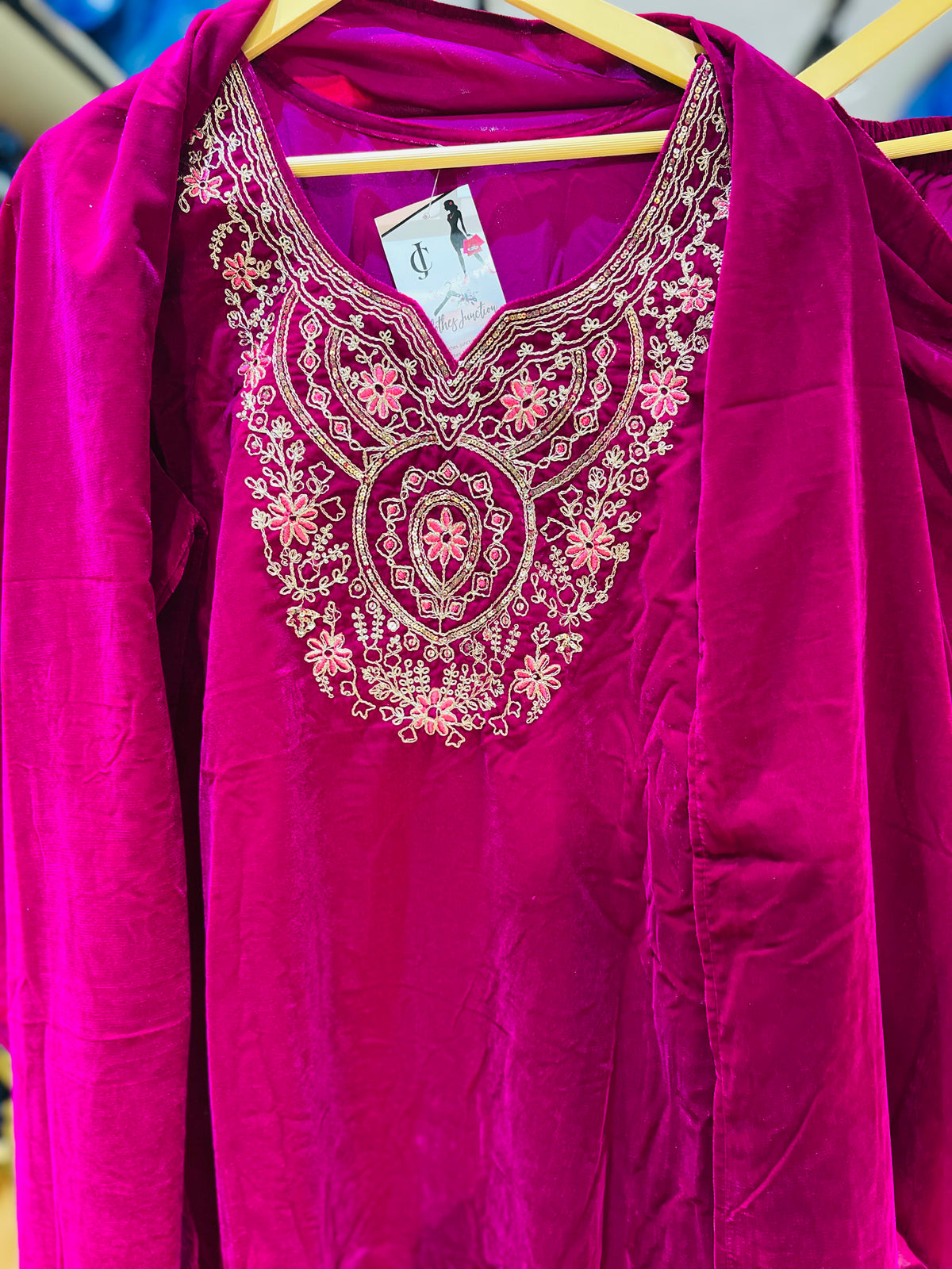 “SONAKSHI” THREE PIECE STITCHED VELVET SUIT