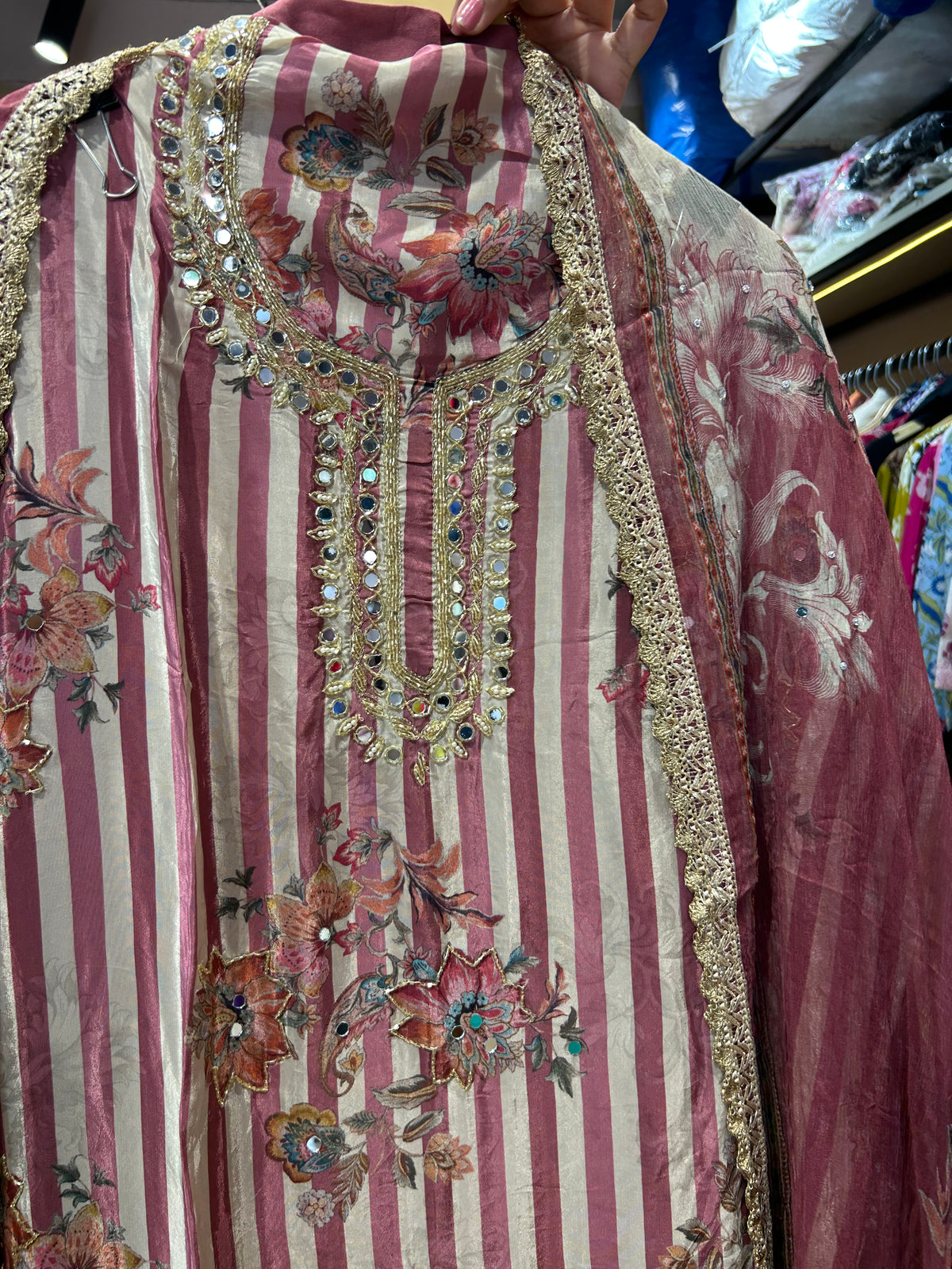 UNSTITCHED COLLECTION