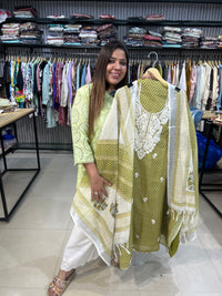 UNSTITCHED COLLECTION