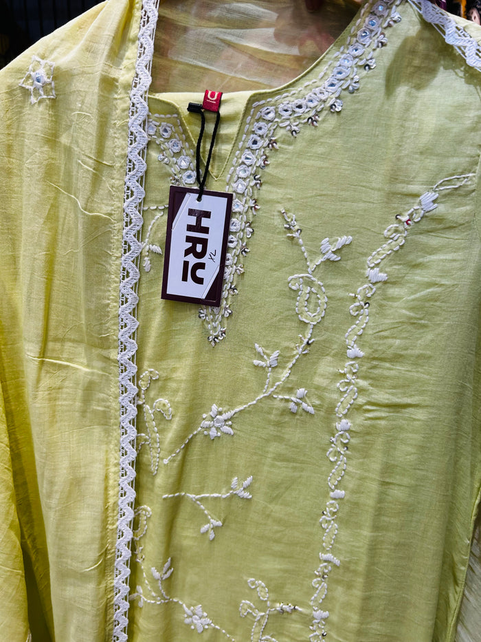 PARTY WEAR SUIT (k)