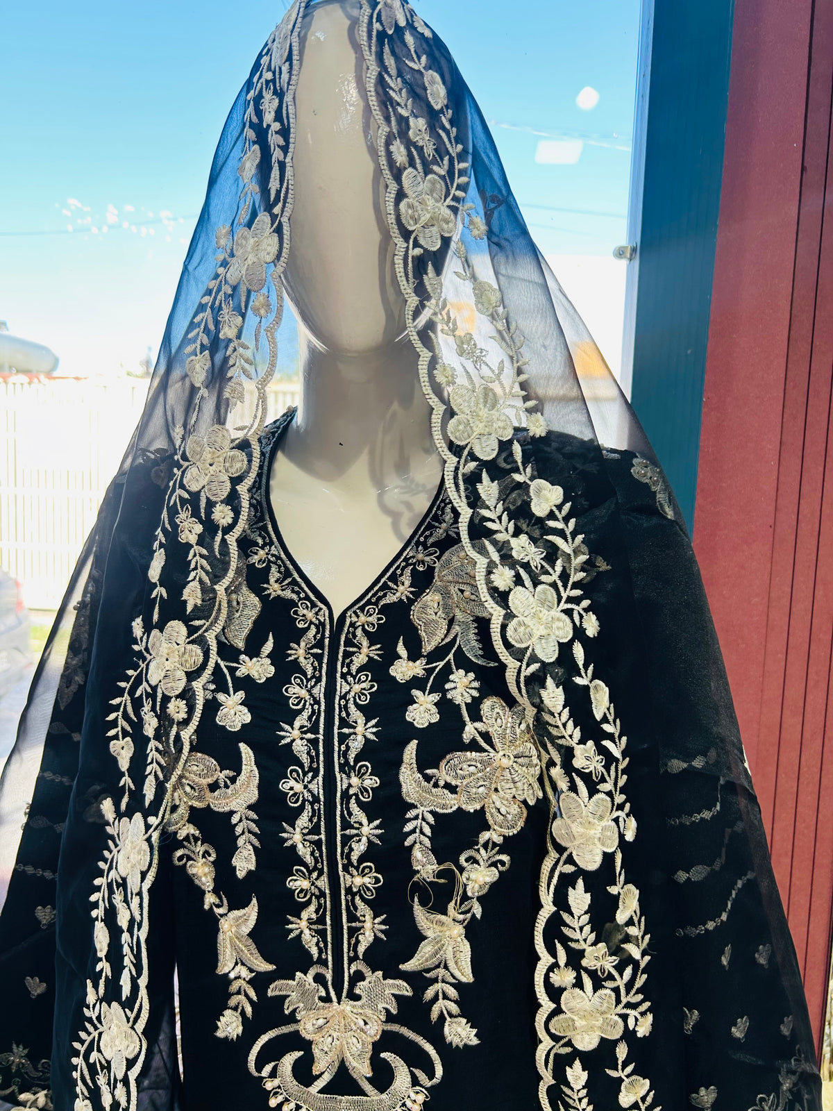 PARTY WEAR SUIT
