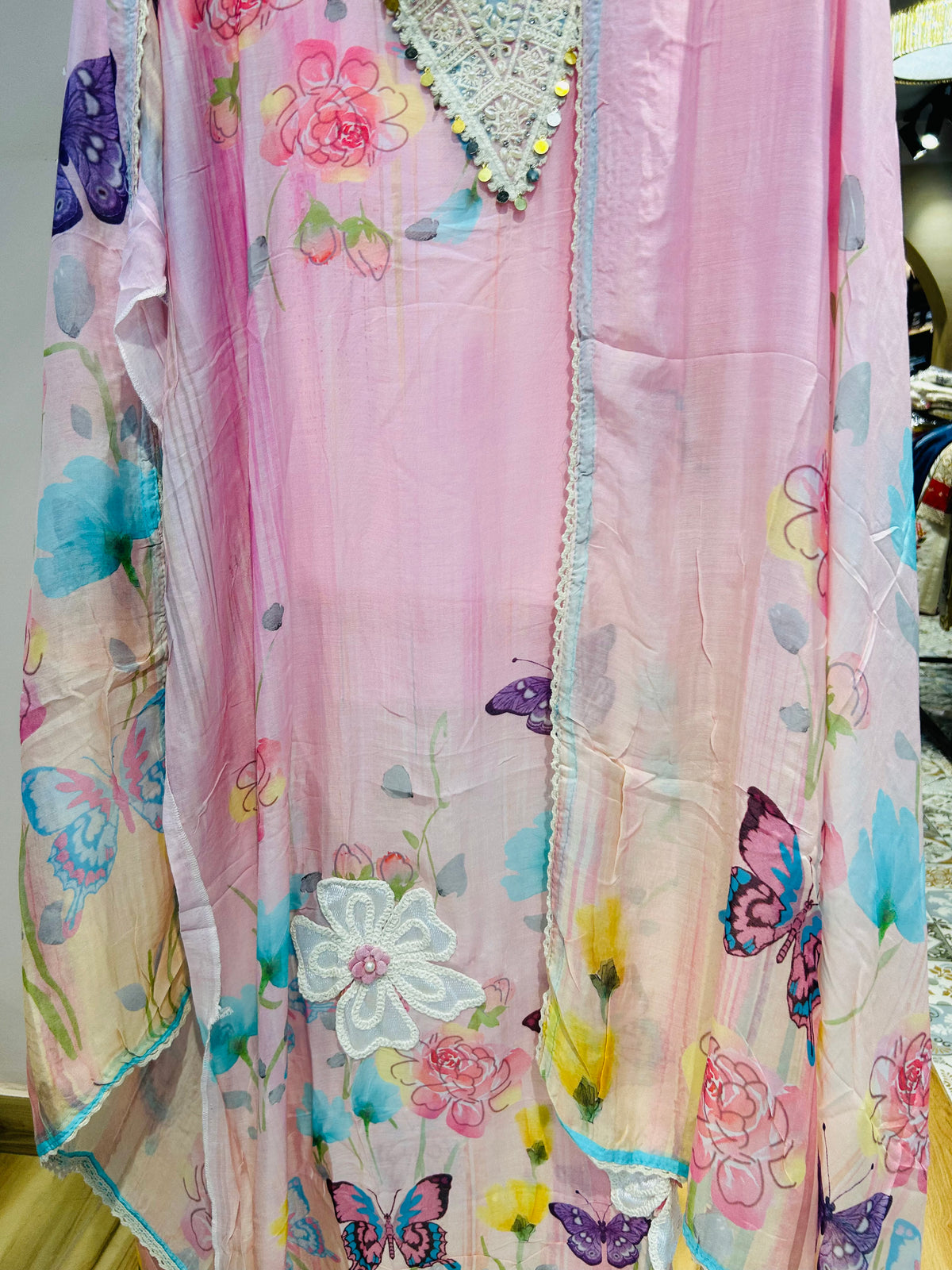 Unstitched material