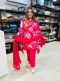 Pure chinon party wear suit