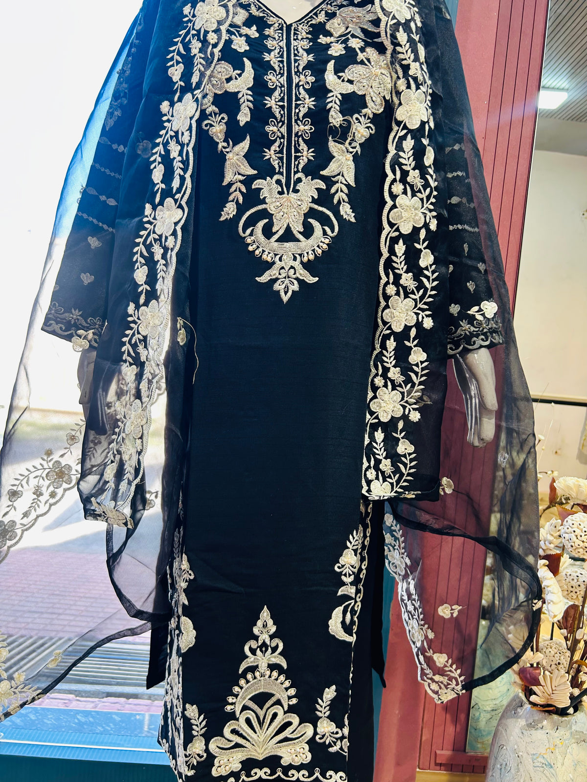 PARTY WEAR SUIT