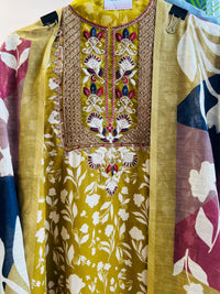 UNSTITCHED COLLECTION
