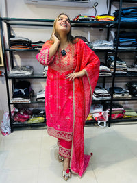 Party wear baandhani suit