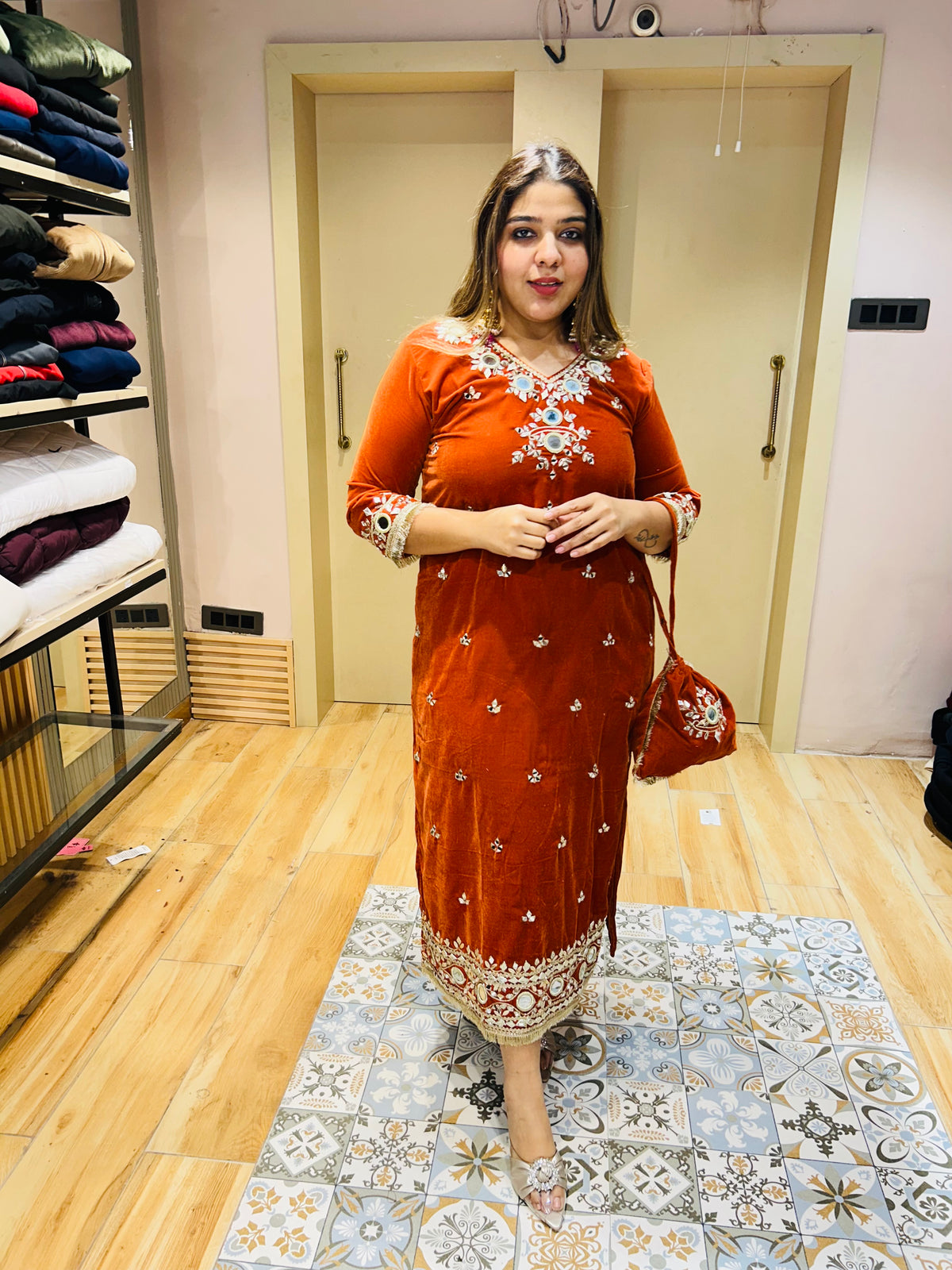 AARVI- DRESS WITH POTLI