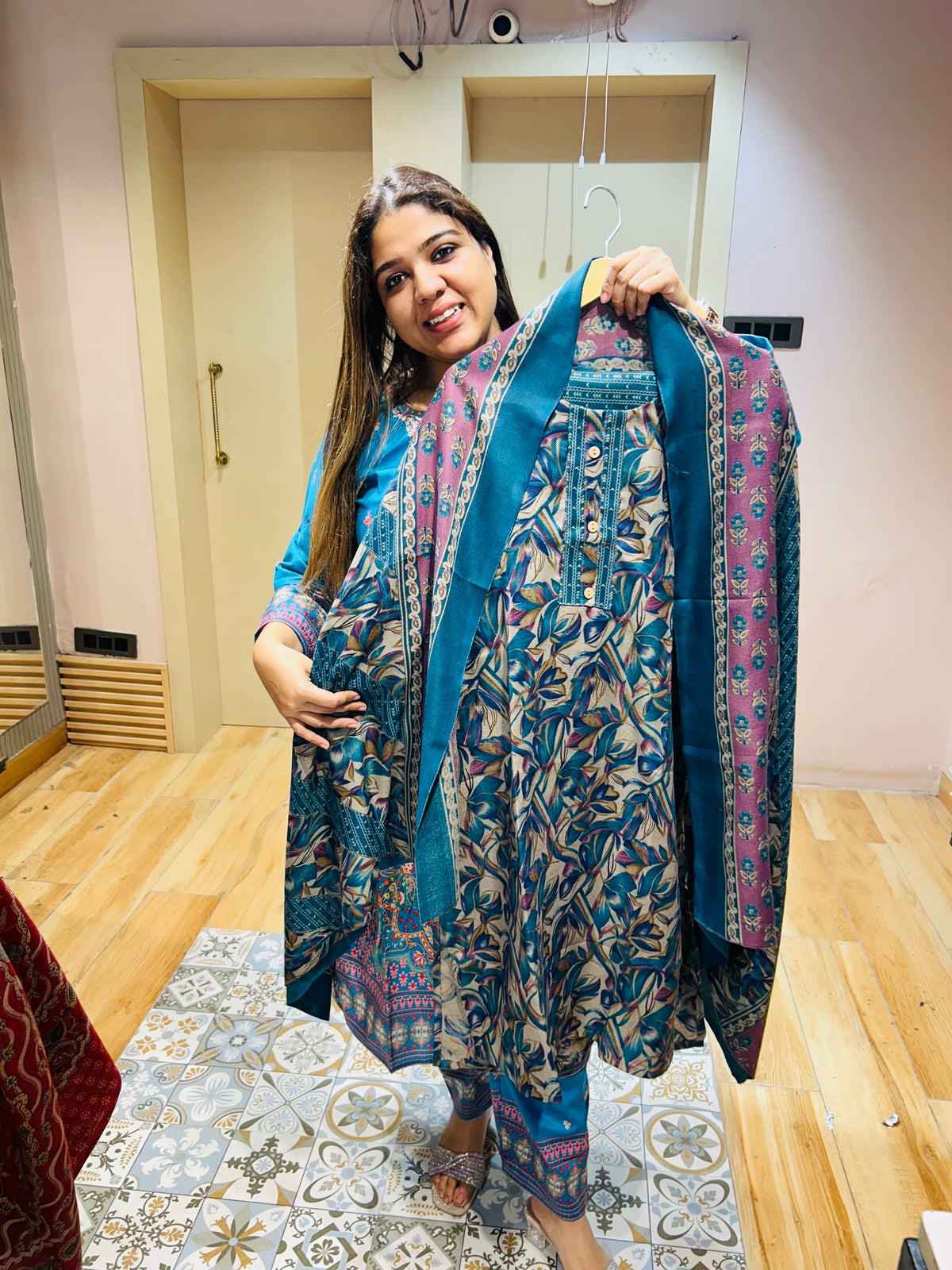 Yamya- three piece Paschmina suits