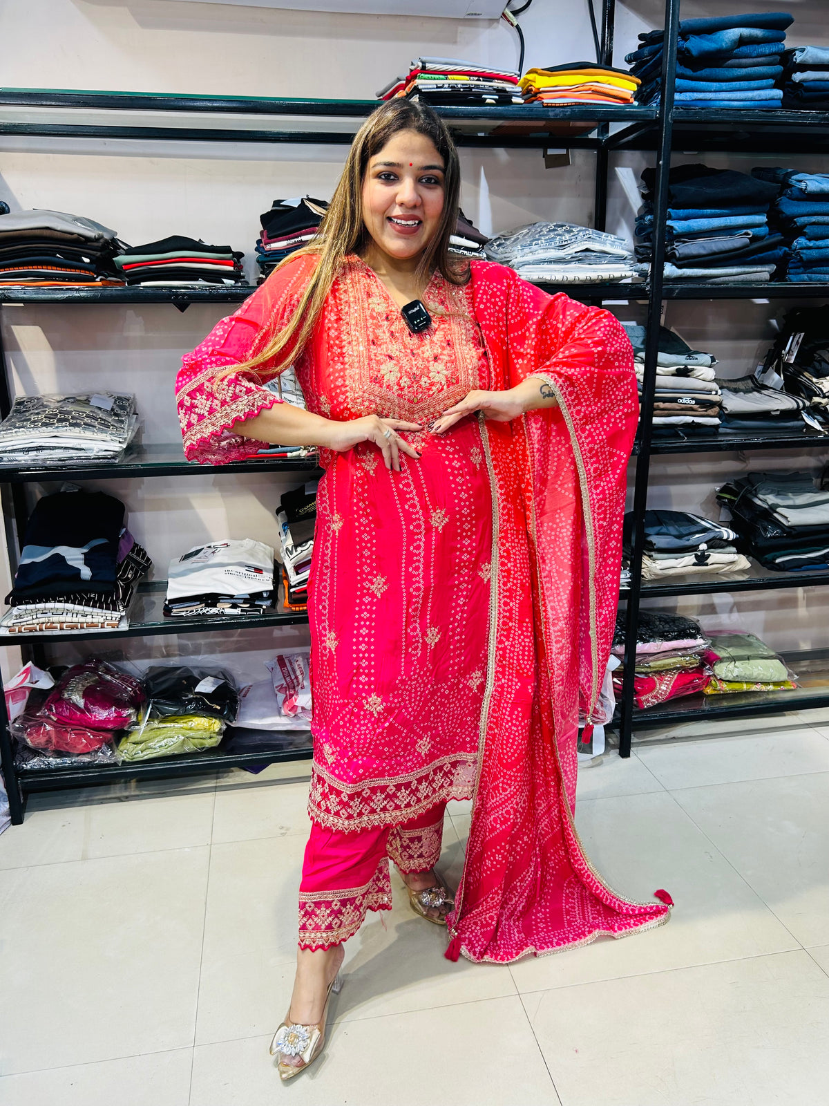 Party wear baandhani suit