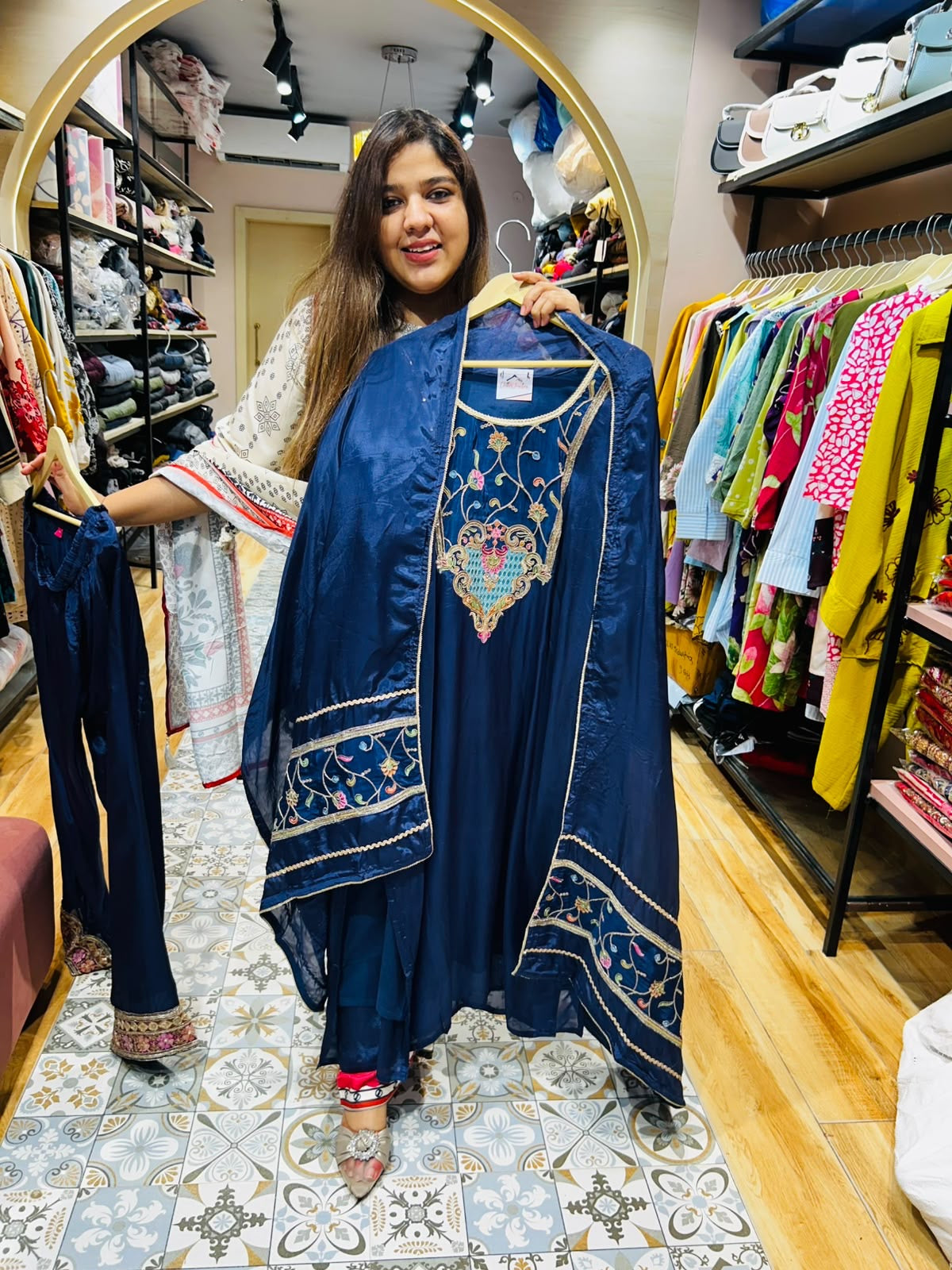PARTY WEAR SUIT