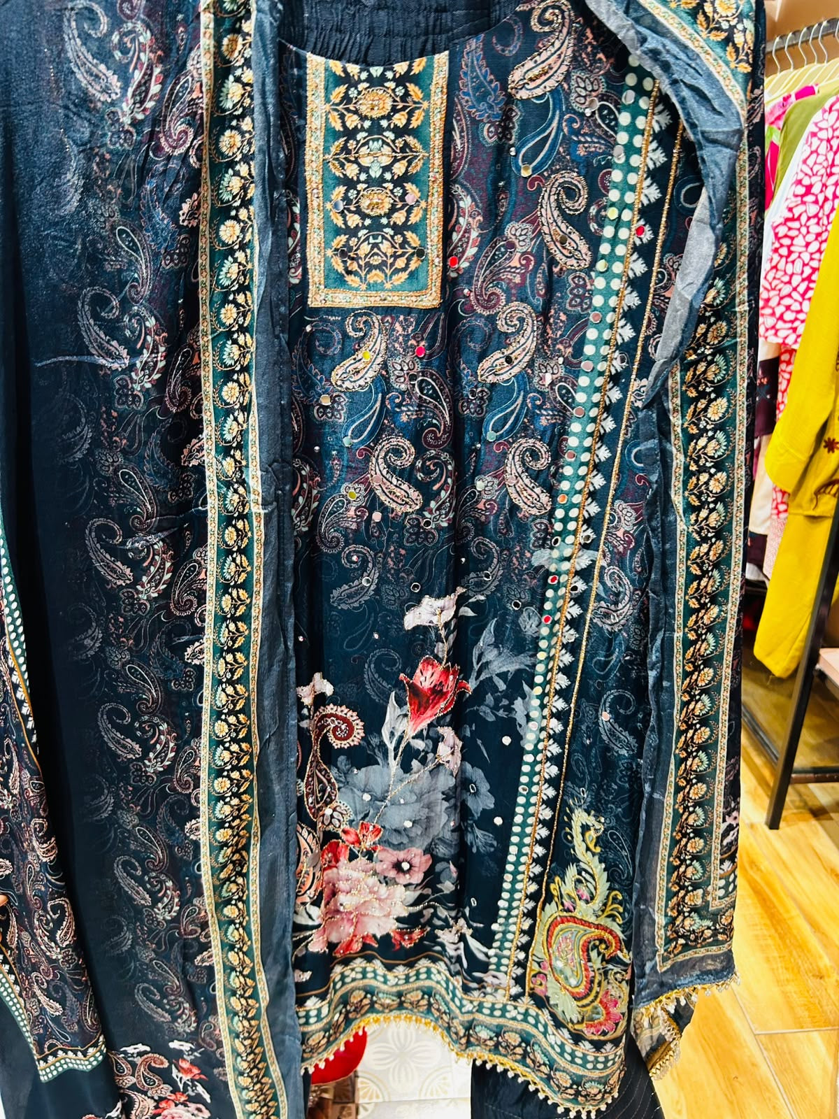 PARTY WEAR SUIT