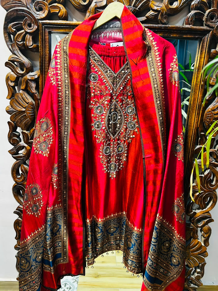 PARTY WEAR SUIT