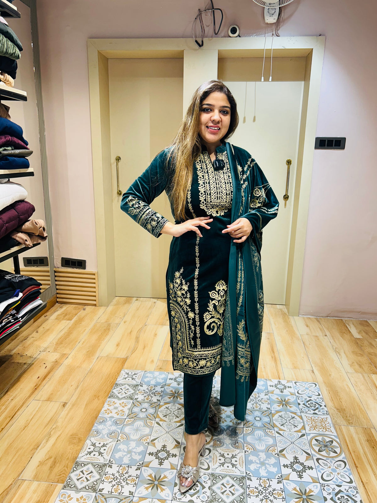 “VARAYA”- THREE PIECE SET