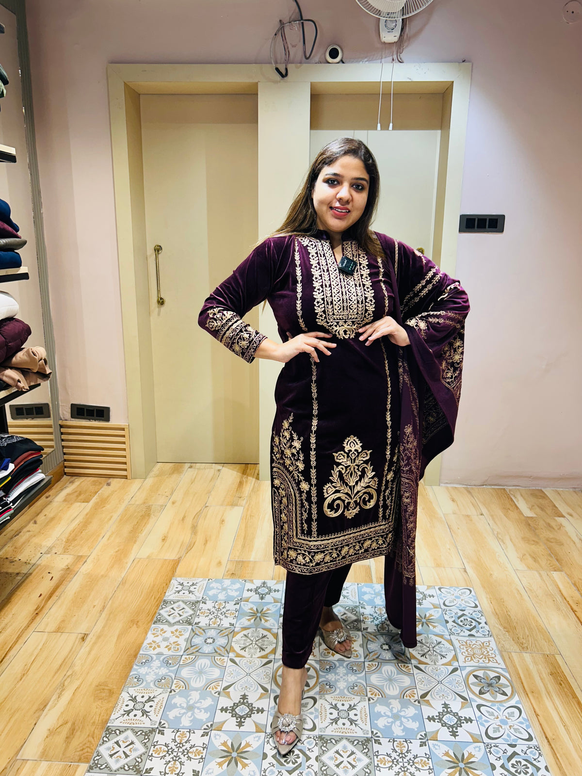 “VARAYA”- THREE PIECE SET