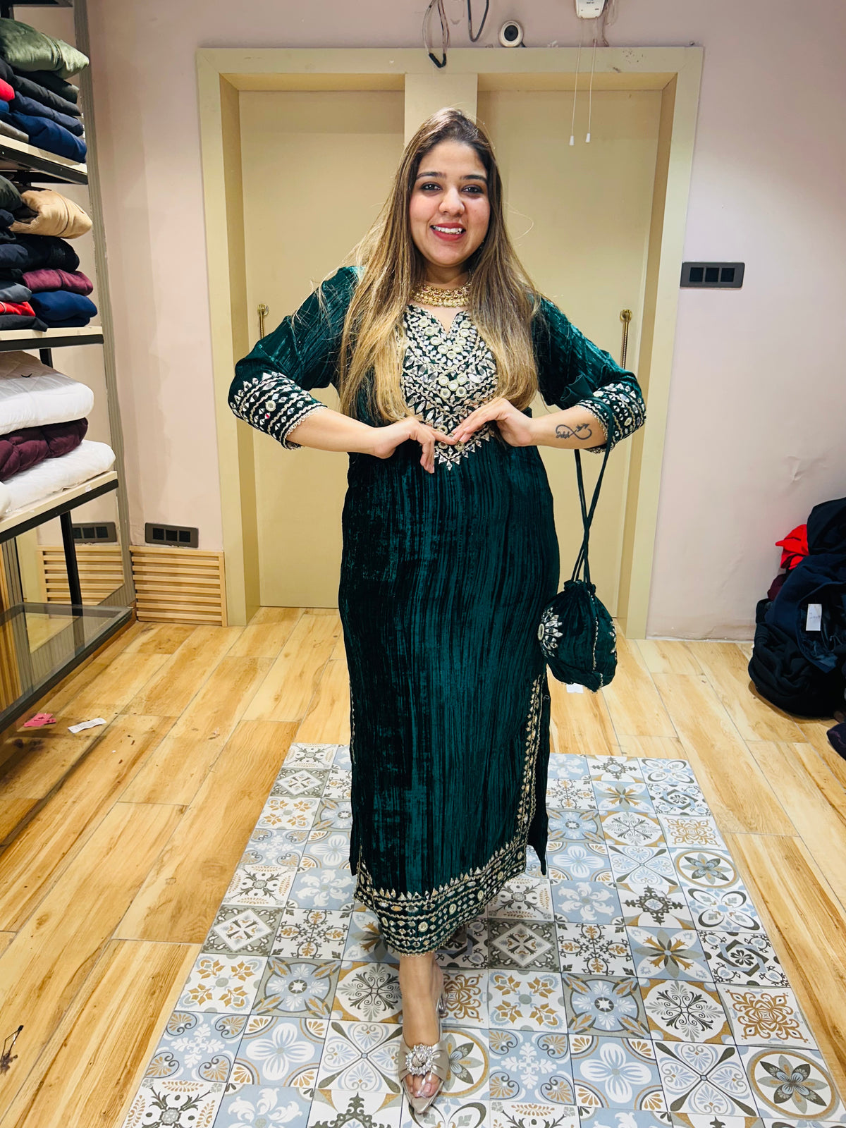 RUTVI- DRESS WITH POTLI