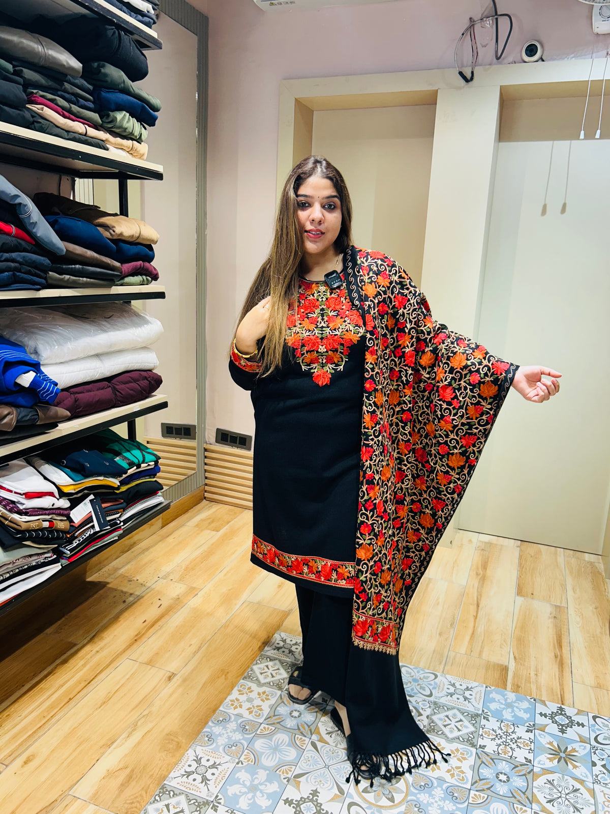 JAMES - THREE PIECE STITCHED SUIT