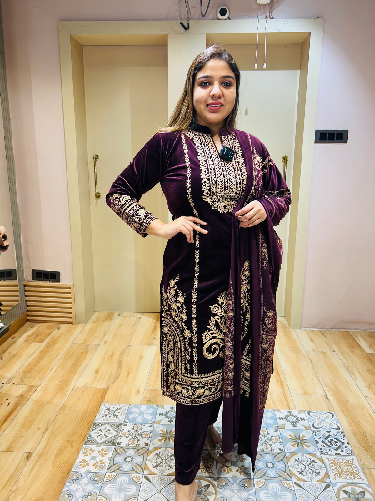 “VARAYA”- THREE PIECE SET