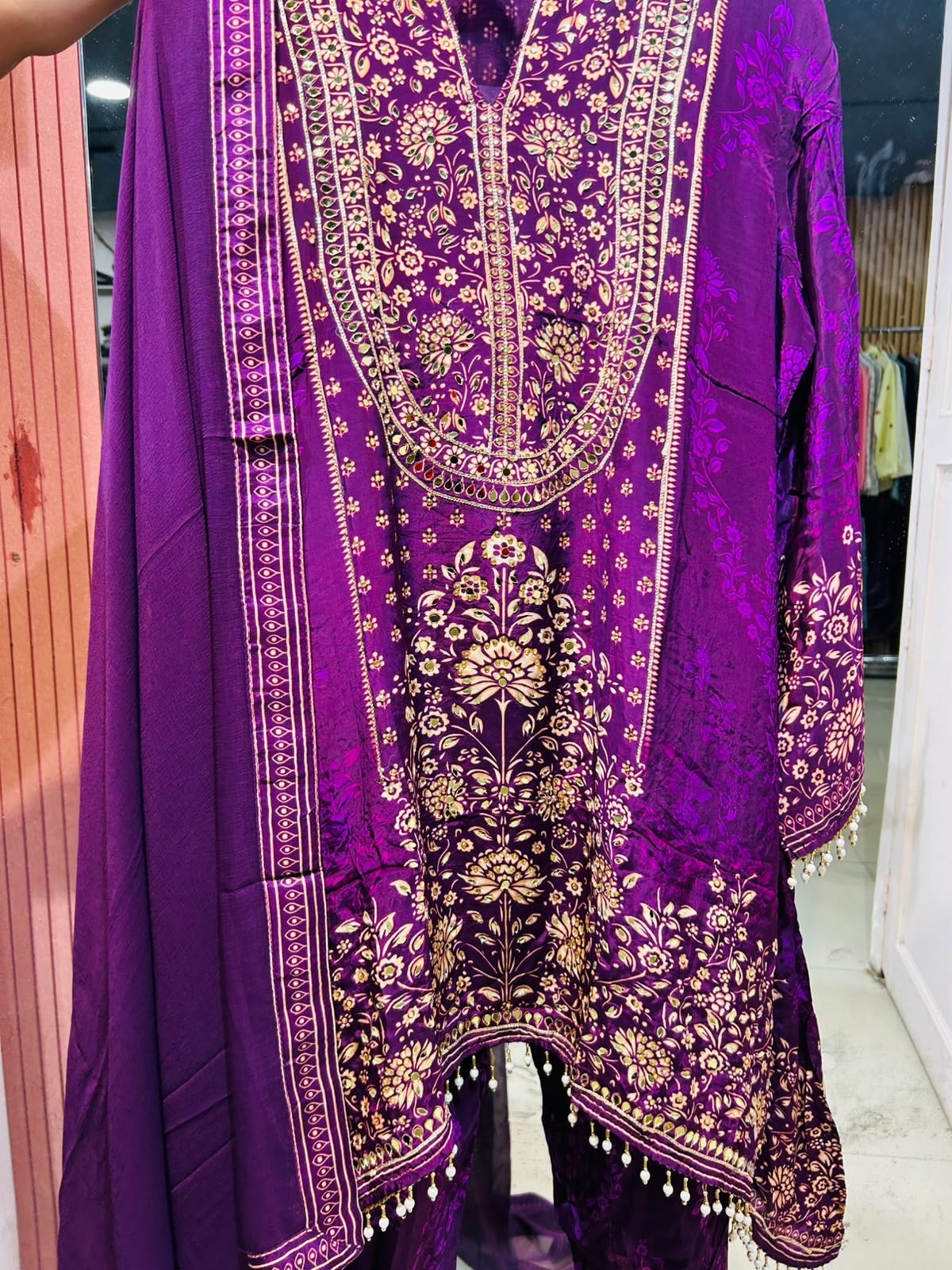 PARTY WEAR SUIT