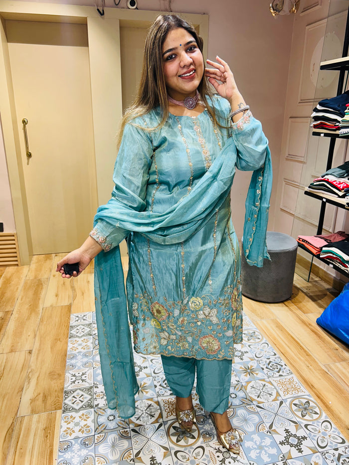 Party wear suit