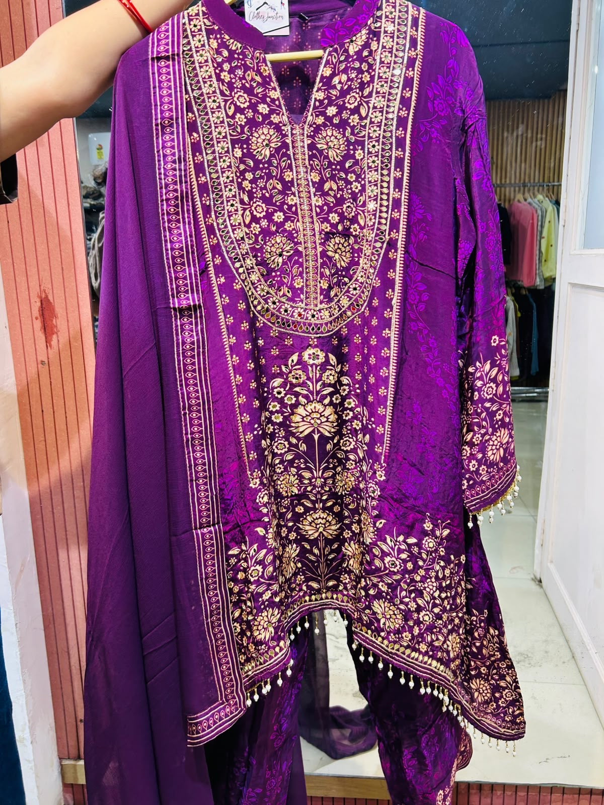 PARTY WEAR SUIT