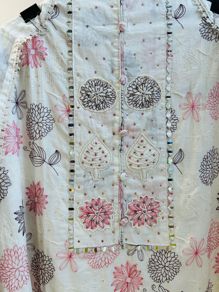 UNSTITCHED FABRIC