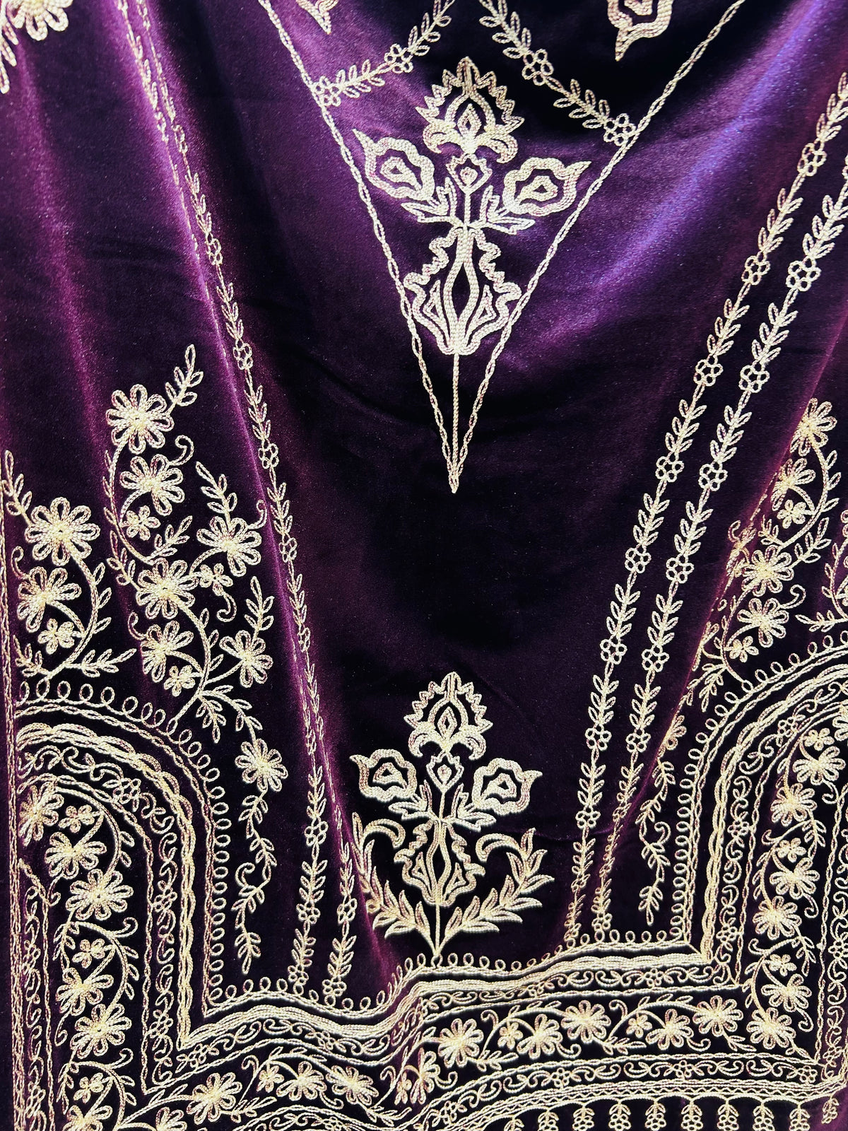 “VARAYA”- THREE PIECE SET