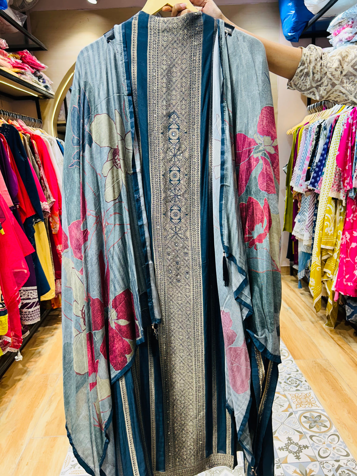 Unstitched party wear suit