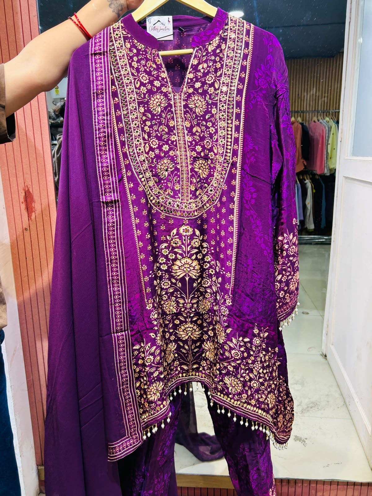 PARTY WEAR SUIT