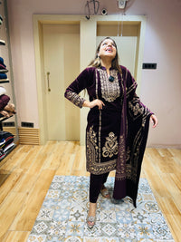 “VARAYA”- THREE PIECE SET