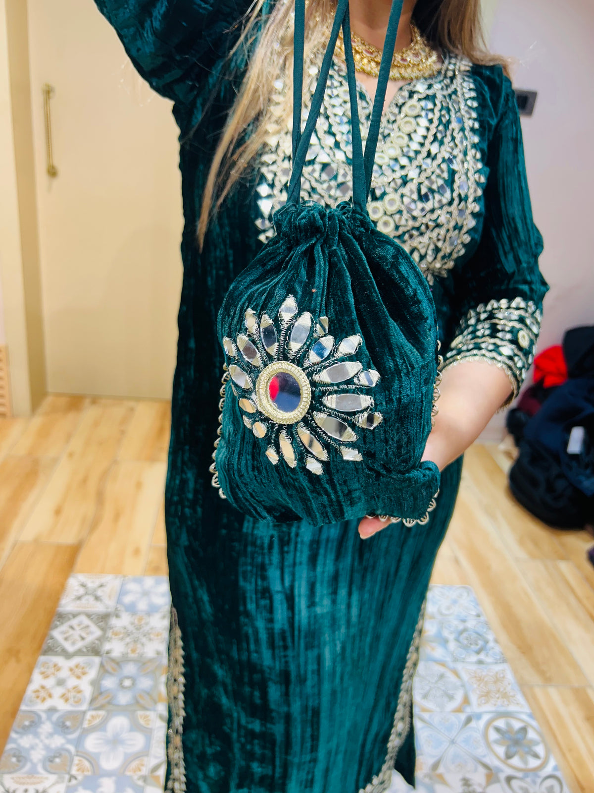 RUTVI- DRESS WITH POTLI