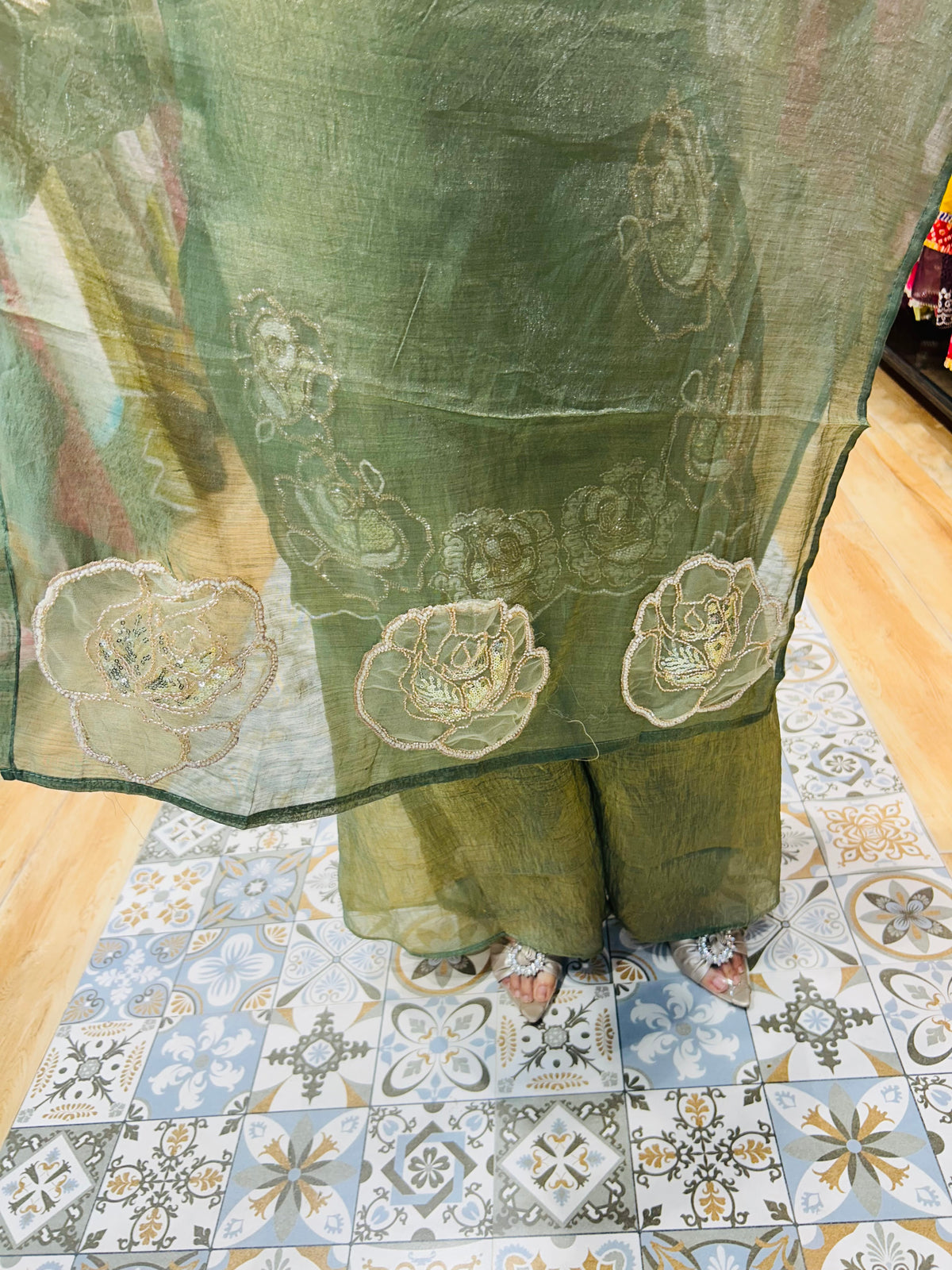 Party wear suit