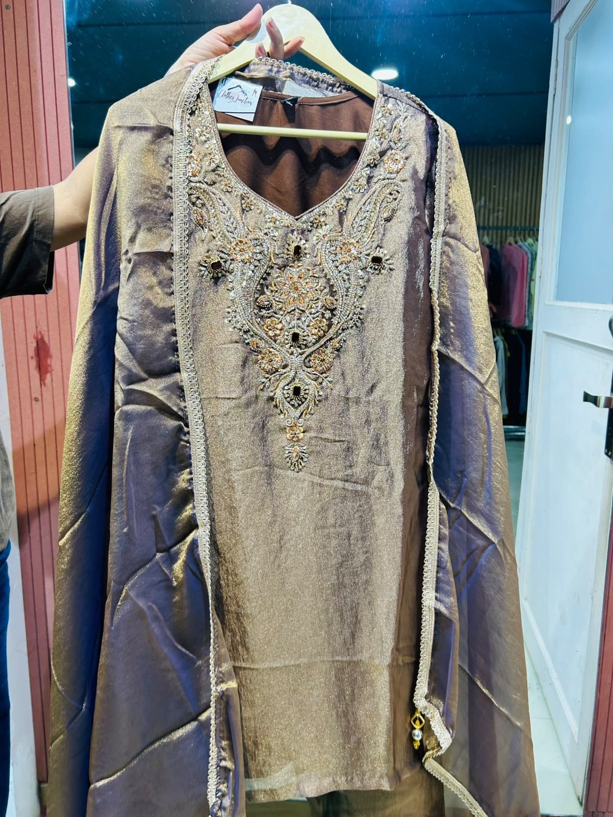 PARTY WEAR SUIT