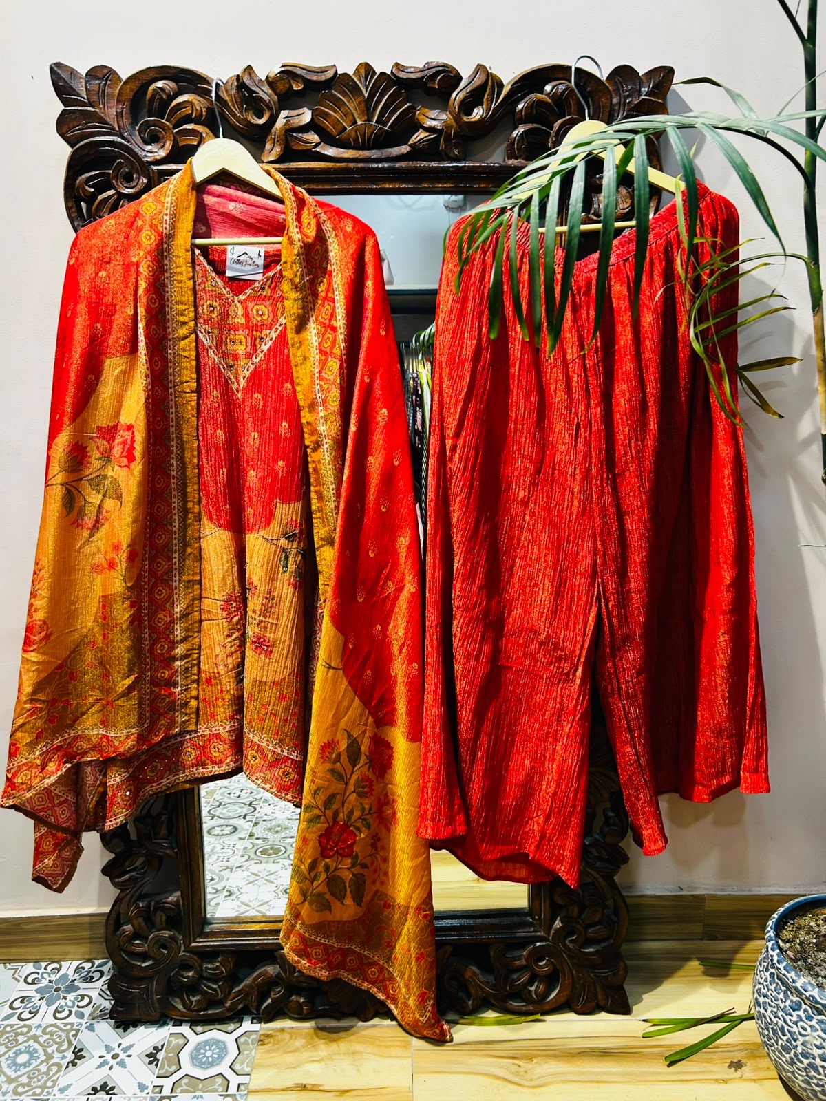 PARTY WEAR SUIT