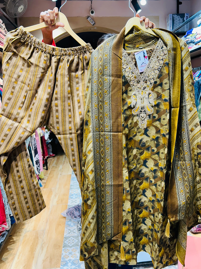 “RUHANA”- THREE PIECE PASCHMINA SUIT