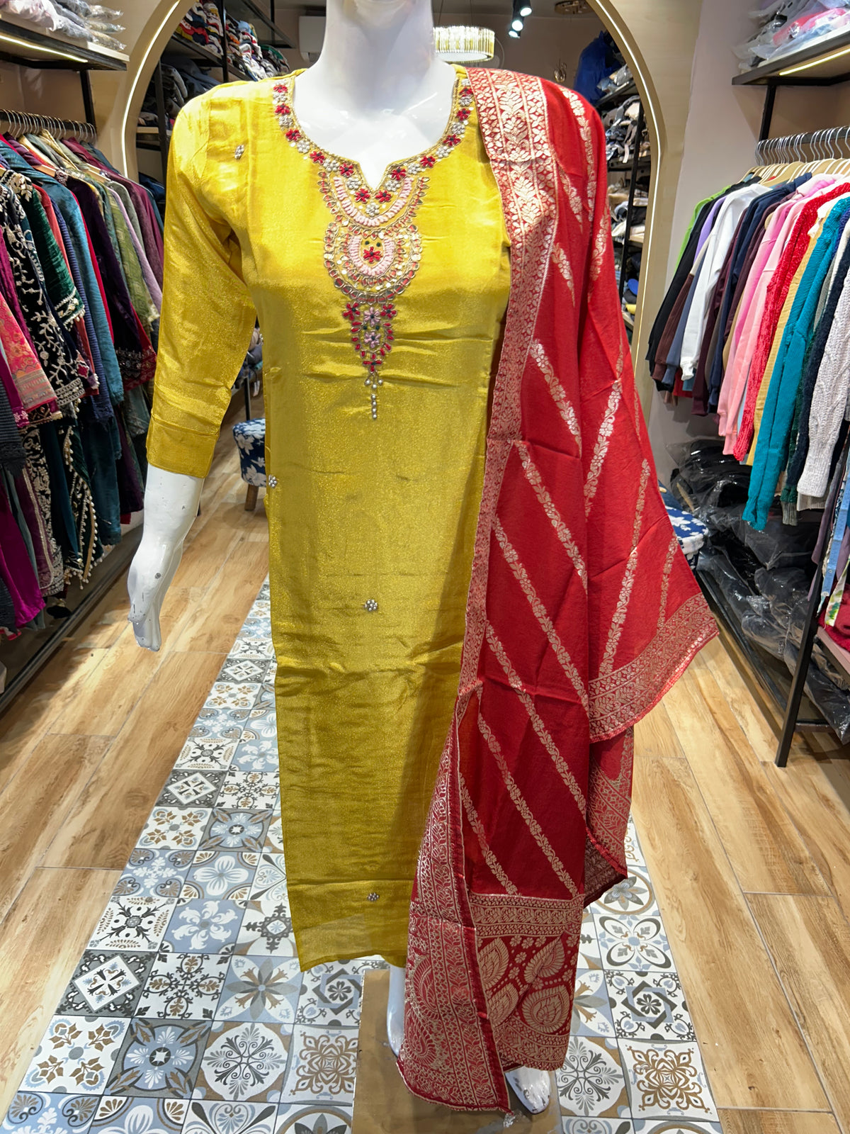 PARTY WEAR SUIT