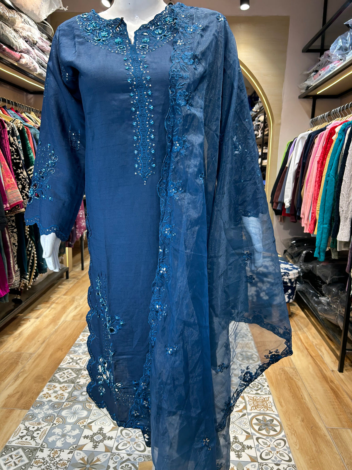 PARTY WEAR SUIT