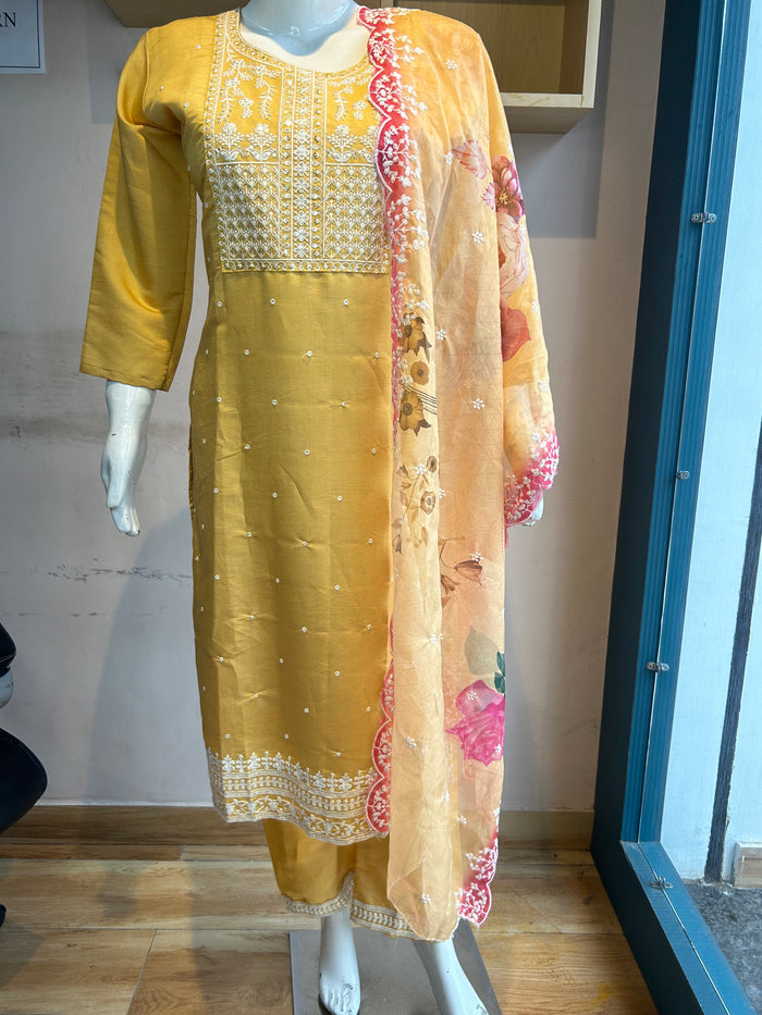 PARTY WEAR SUIT