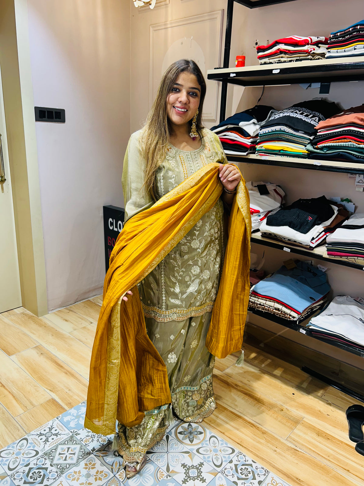 PARTY WEAR SUIT