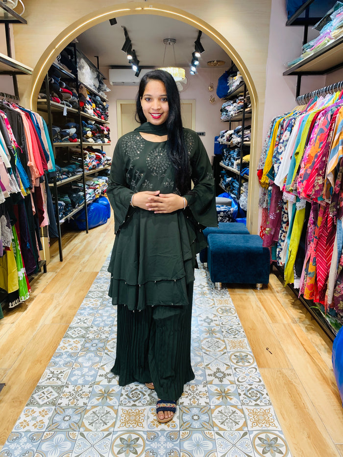WOMEN SUIT