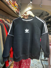 WOOLEN ADIDAS SWEATSHIRT